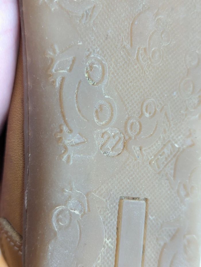 Chaussures en cuir camel à étoile bordeaux Bopy – taille 22 - photo numéro 7