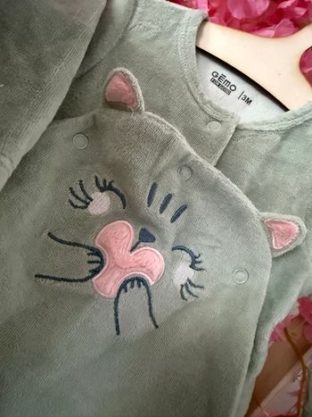 Pyjama dors bien en velours pour bébé fille chat
