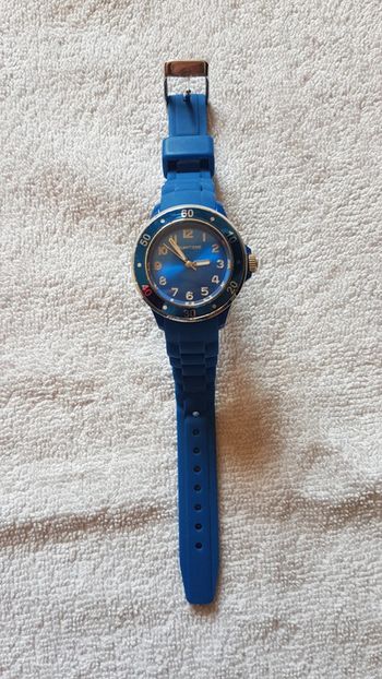 Montre quarantième