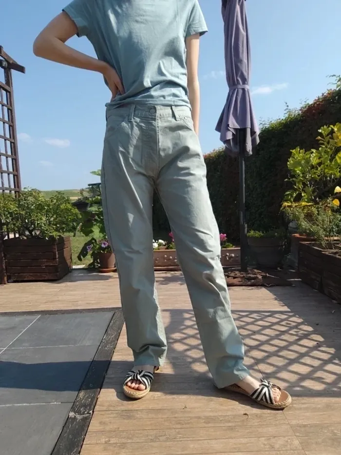 Jean vert grisé droit 551 - T42 (W33 L34) - Levi's - photo numéro 3
