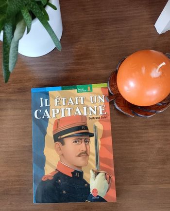 Il était un capitaine de Bertrand Solet