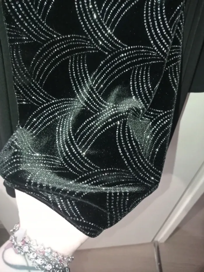 Veste manche 3/4 intégré noir avec t-shirt effet velours - photo numéro 5