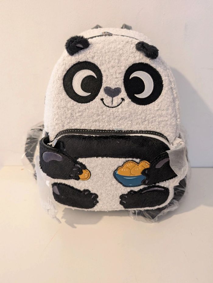 Loungefly : Kung Fu Panda - Baby Po - Mini Sac à Dos