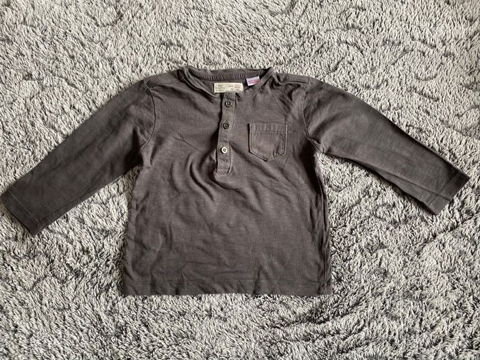 Teeshirt manches longues gris Zara - taille 12 / 18 mois