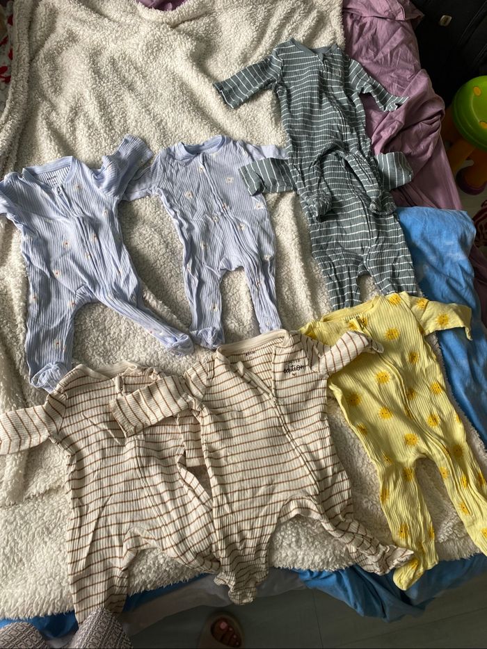 Lot pyjama - photo numéro 2