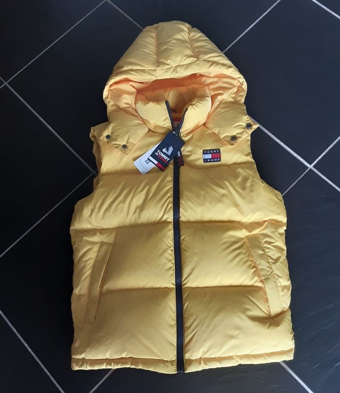 Doudoune sans manche Tommy jeans  neuve