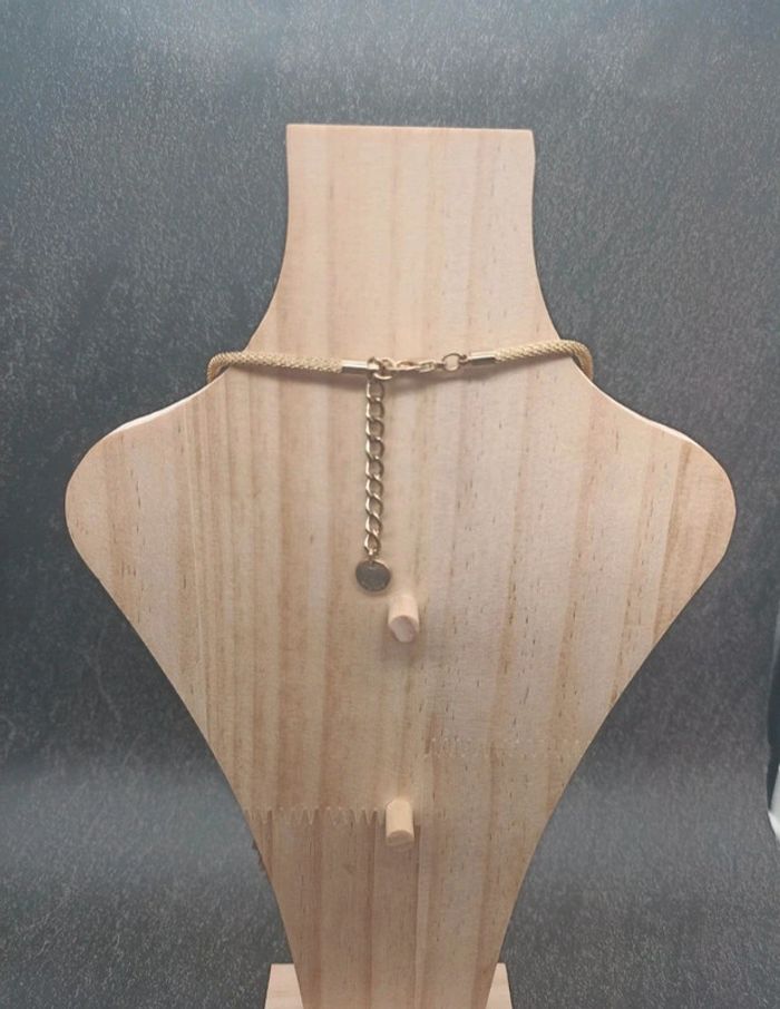 Collier plastron effet marbre - photo numéro 8