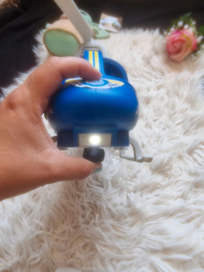 Hélicoptère police avec accessoires - photo numéro 6