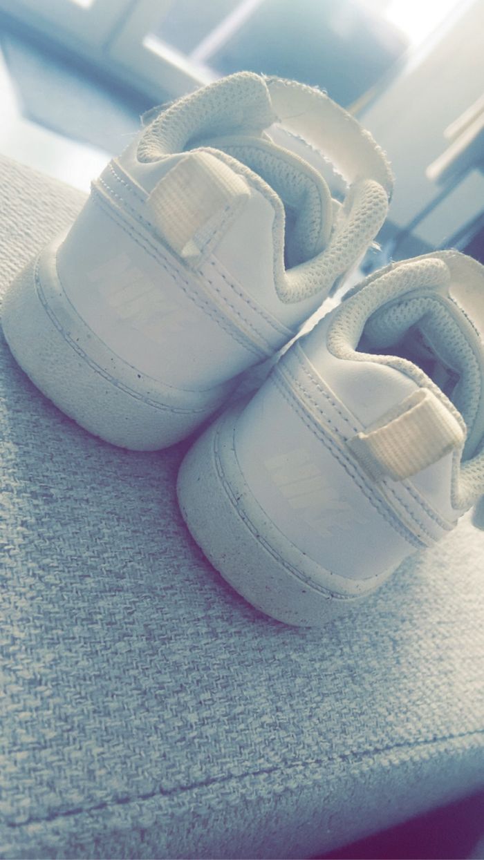 Basket nike taille 22 - photo numéro 2