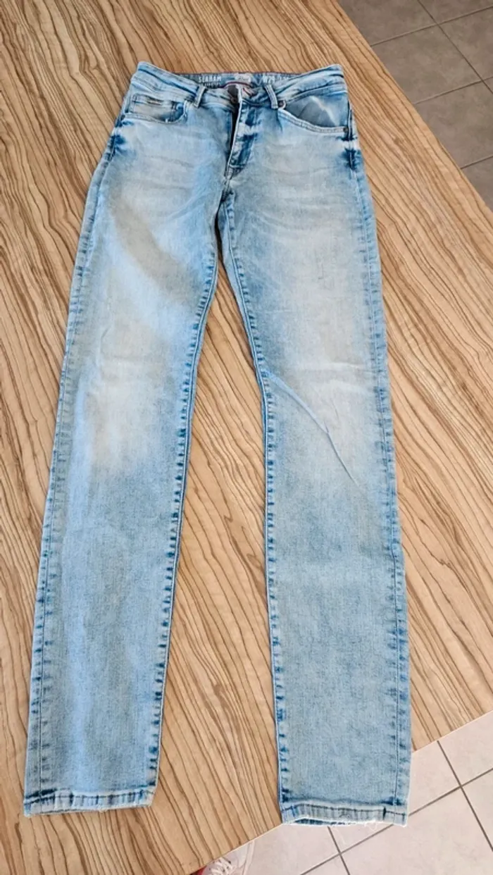 Jean's bleu ciel - photo numéro 3
