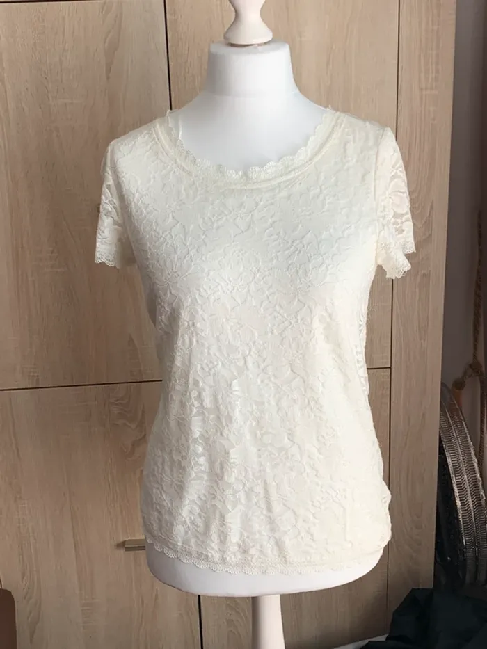 Haut dentelle blanc crème Lola & Liza t44😺 - photo numéro 3