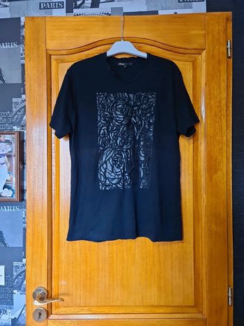 T-shirt taille M (2)