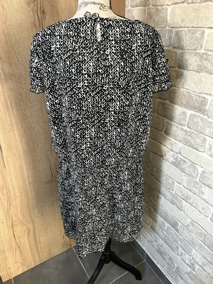 Robe femme taille 46 - photo numéro 3