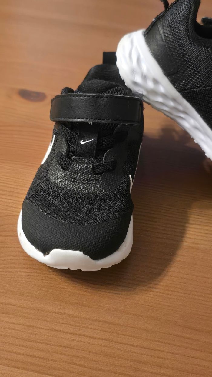 Neuves (non portées) 🤩🥰baskets NIKE unisex pointure 21 🥰🤩 - photo numéro 6