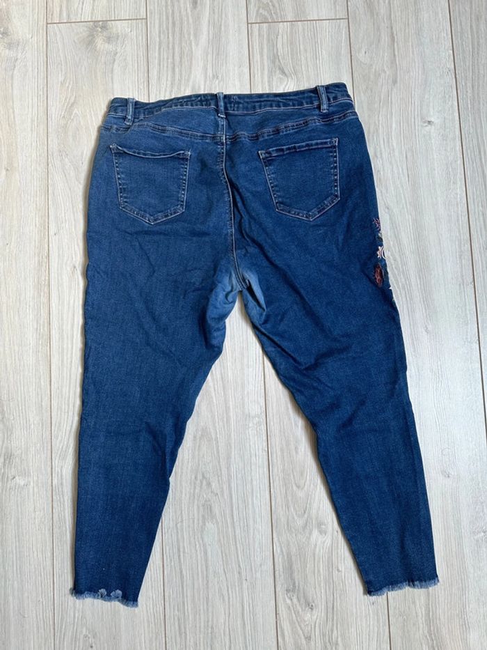 Jean New Look brodé - photo numéro 6