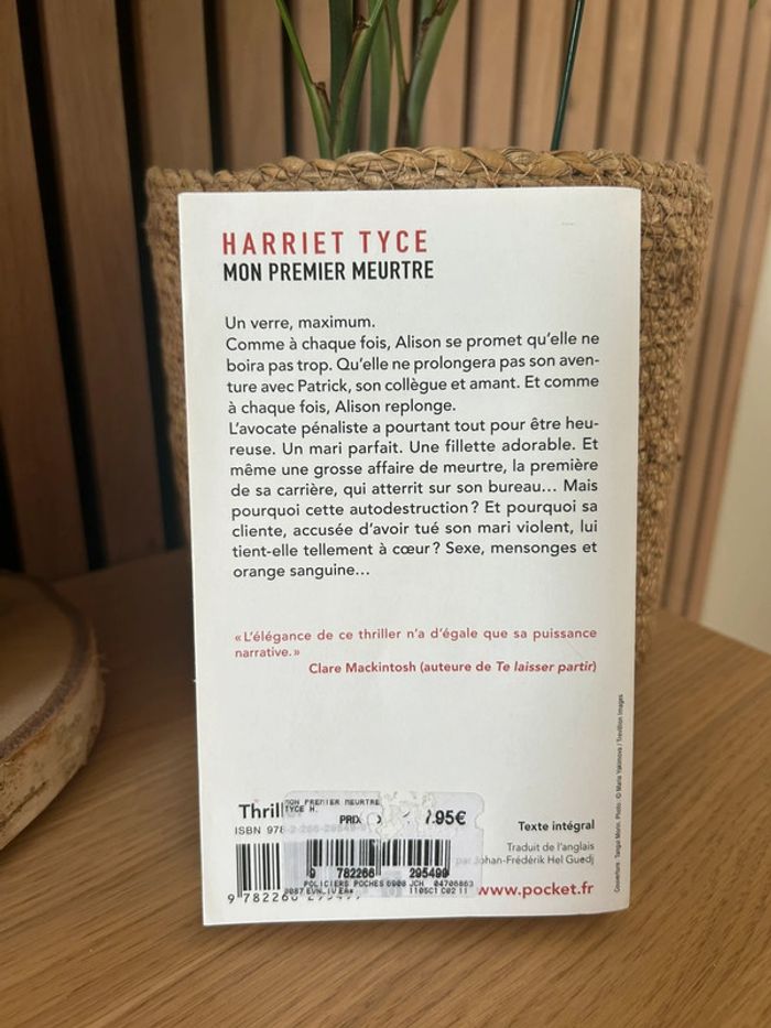 Livre Mon premier meurtre - photo numéro 2