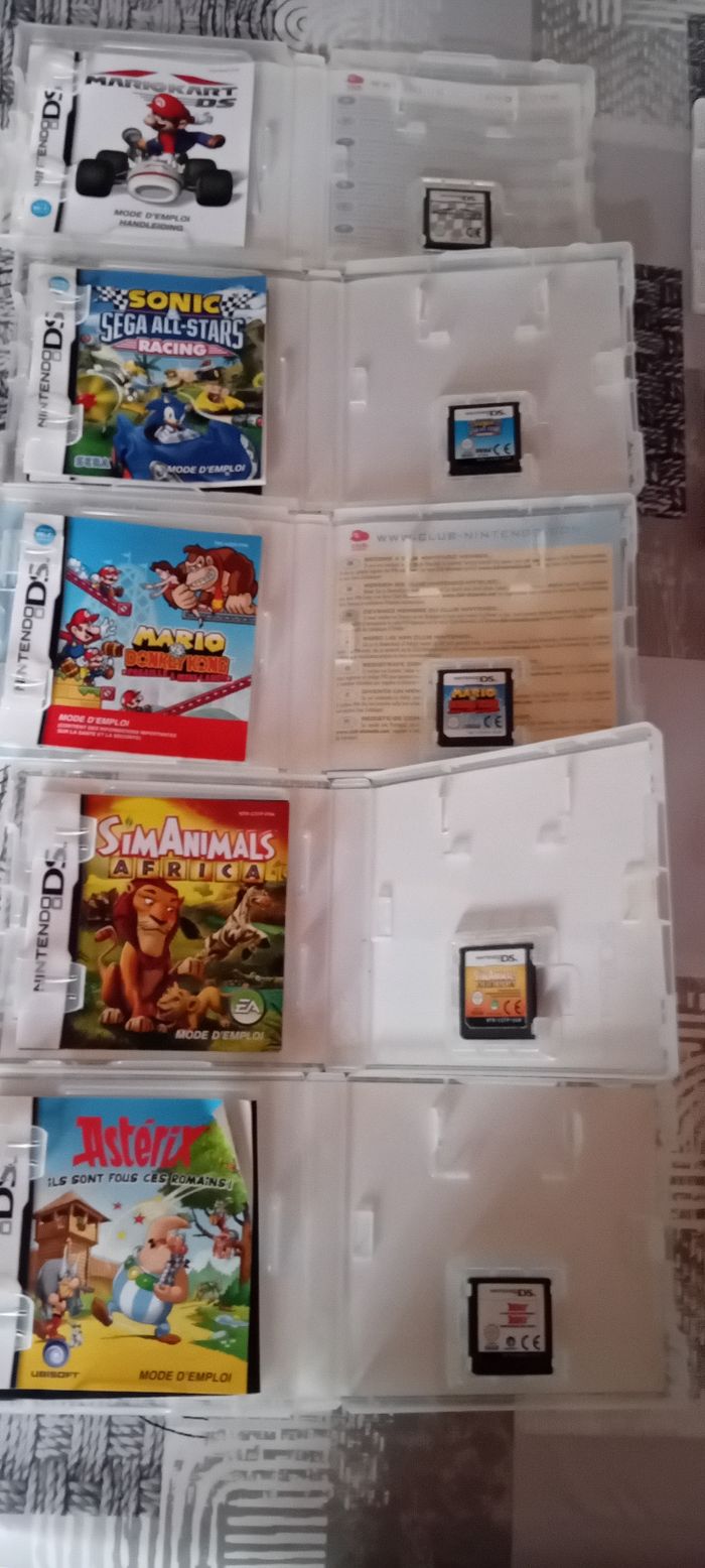 Console 2Ds avec 10 jeux - photo numéro 8