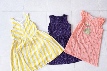 Lot de 3 robes fille 10 ans excellent état 