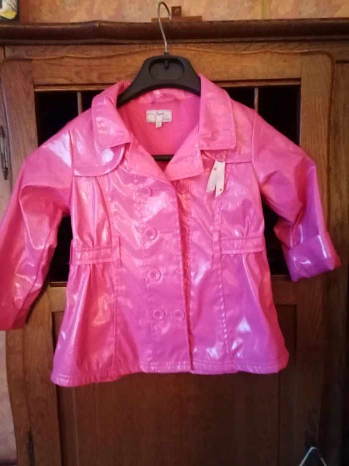 Mignon petit imperméable girly