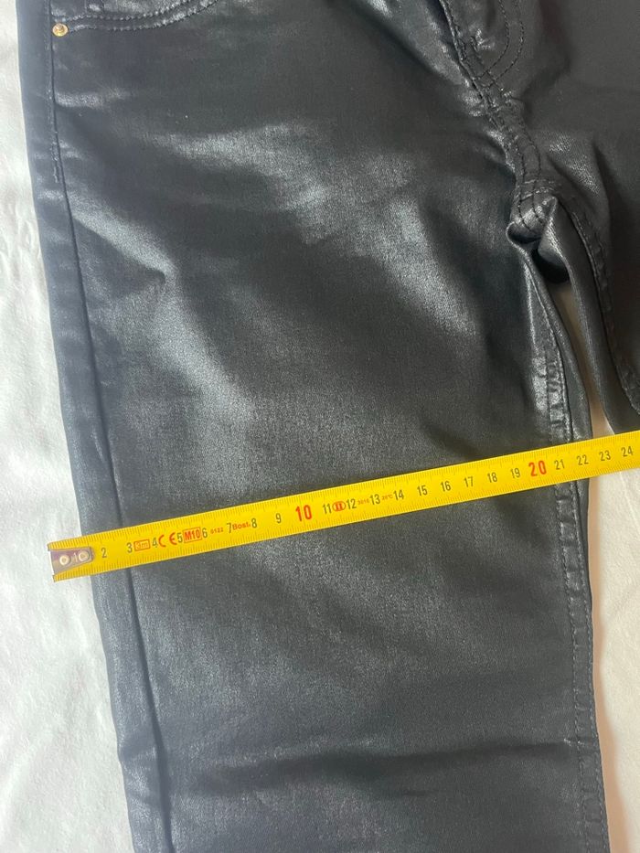 Jeans enduit - photo numéro 9