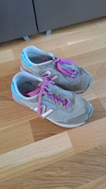 Basket New Balance bleu et mauve 40.5
