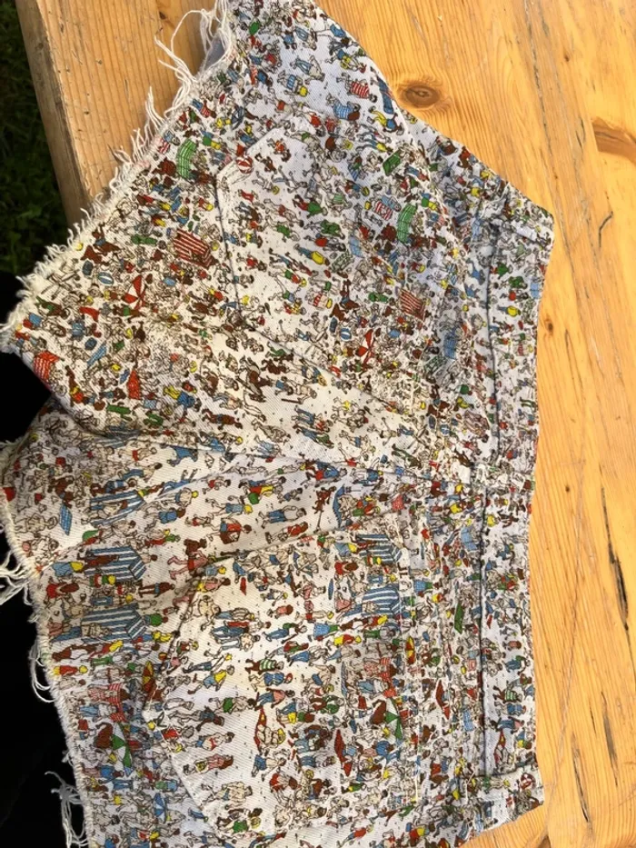 T 36 - pull&bear shirt ou est Charlie - photo numéro 4