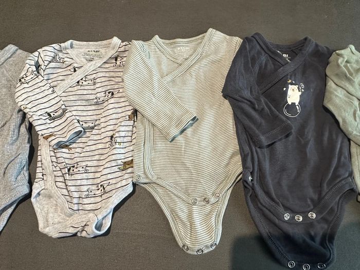Lot 11 vêtements bébé garçon + 2 offerts - photo numéro 7