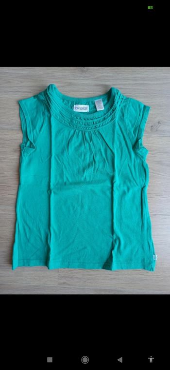 Débardeur T shirt manches courtes vert d'eau okaidi 6 ans