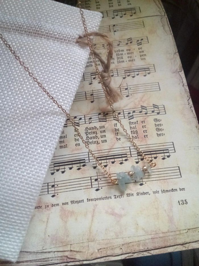 Collier en pierres aigue-marine - photo numéro 2