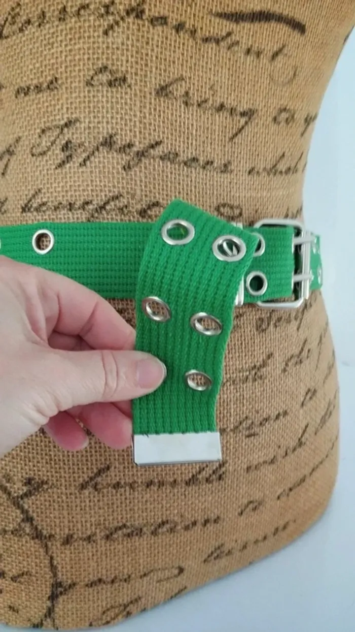 superbe Ceinture verte rond argenté 90 cm femme - photo numéro 5