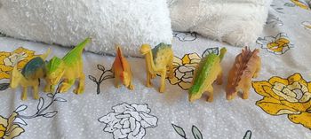 Lot figurines dinosaures