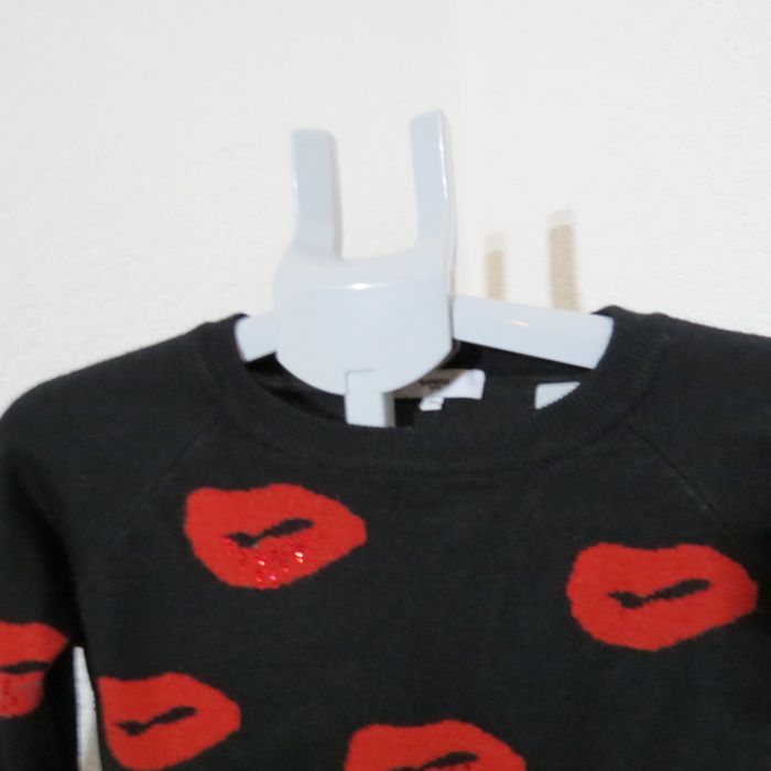 🖤 Pull noir à motifs lèvres rouges – Taille 1 - photo numéro 4