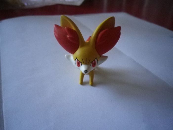 FIGURINE POKEMON