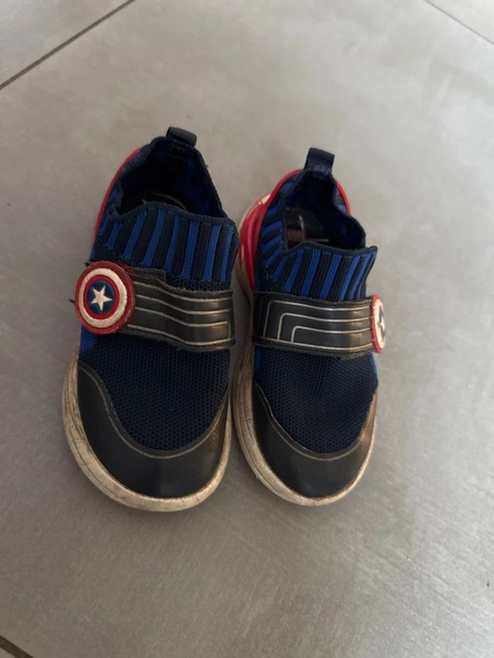 Chaussure enfant t24 marvel Zara