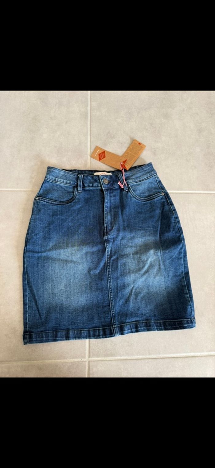 Jupe en jean Lee Cooper Taille 38 - photo numéro 2