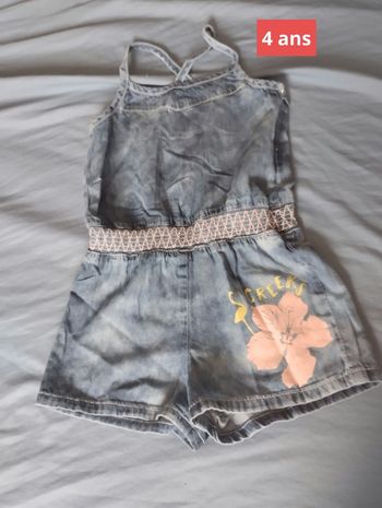 Combinaison  courte Creeks taille 4 ans
