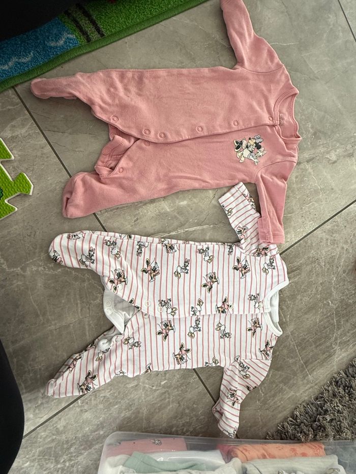2 pyjamas Minnie - photo numéro 7