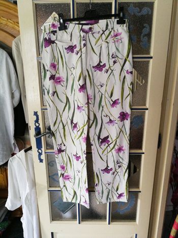 Pantalon fleuri