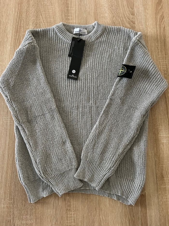 Pull stone island gris - photo numéro 3