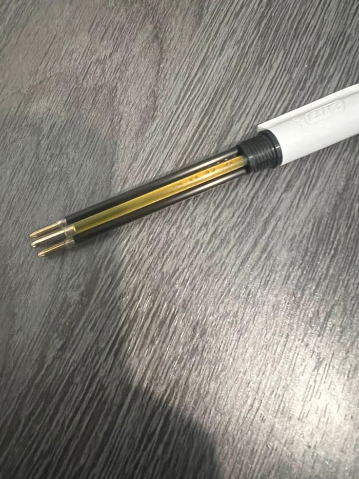 Stylo Bic - photo numéro 3