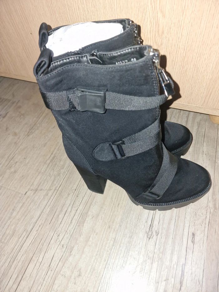 Bottines neuves - photo numéro 5