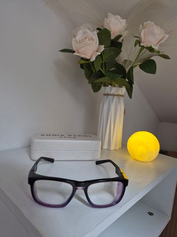 Magnifique lunette de vue pour le travail 