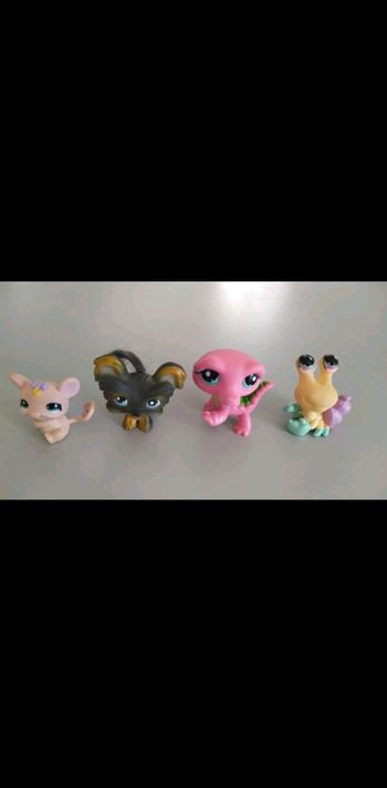 Lot n°9- petshops dont 2 rares