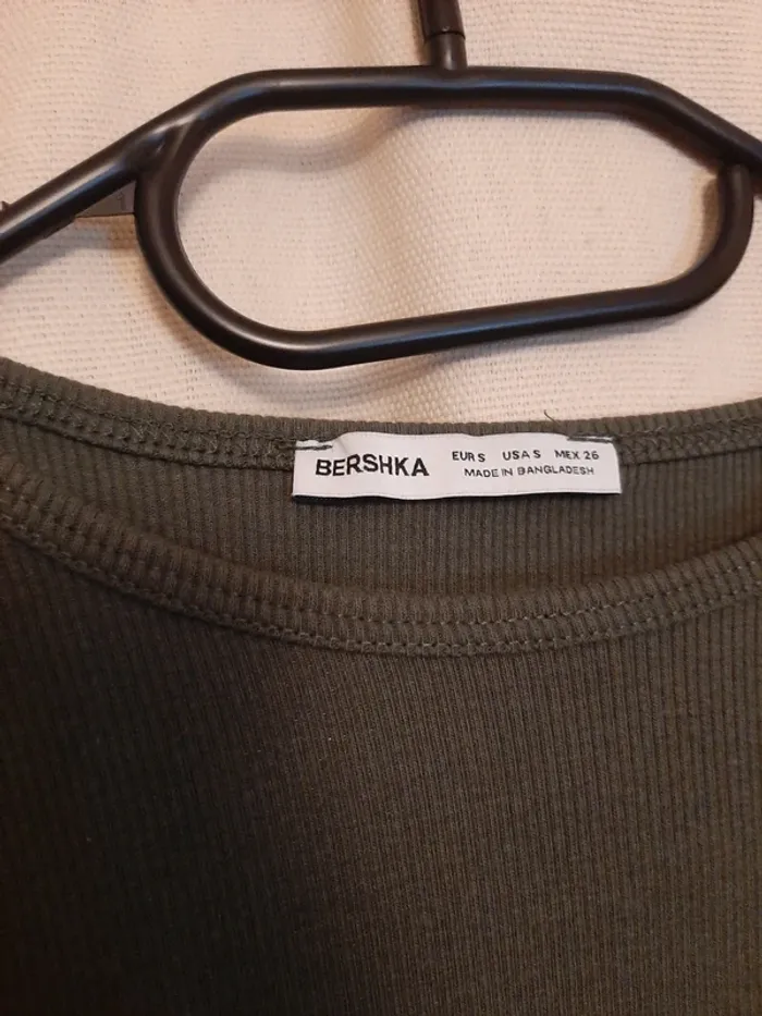 T shirt bershka - photo numéro 2