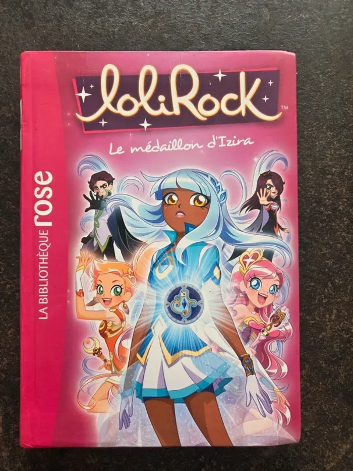 Livre bibliothèque rose loli rock le médaillon d izira