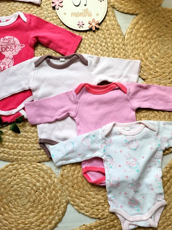 🌼 Lot : 5 body manches longues 1 mois fille (56cm)🌼 - photo numéro 3