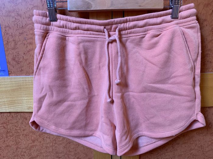 Short corail taille L