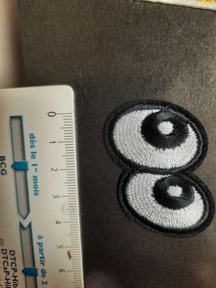 Déco patche thermocollant broder fer à repasser ecusson 2 yeux