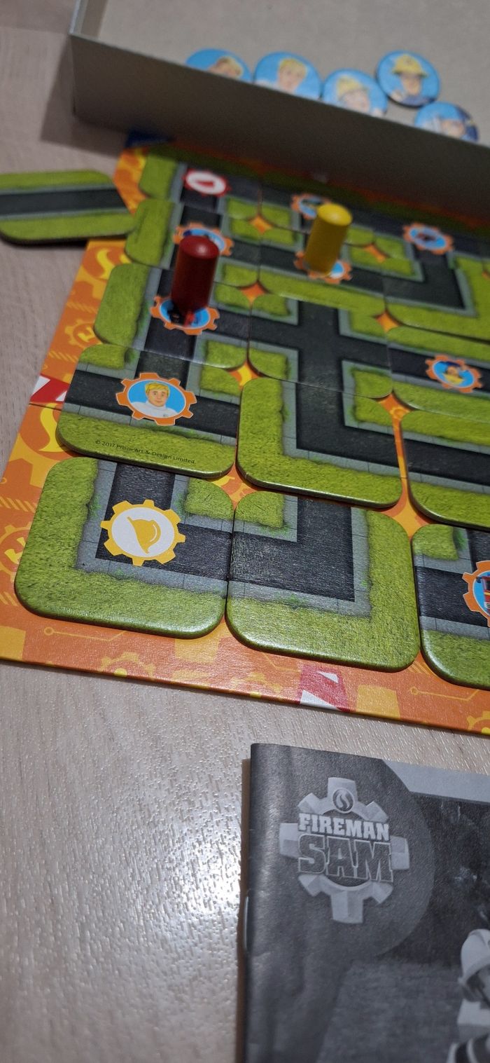 🧩 Jeu de société Junior Labyrinthe – Sam le Pompier (Ravensburger) – 4 ans+ - photo numéro 7