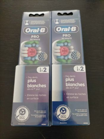 Lot 4 brossettes Oral-B pro 3D white